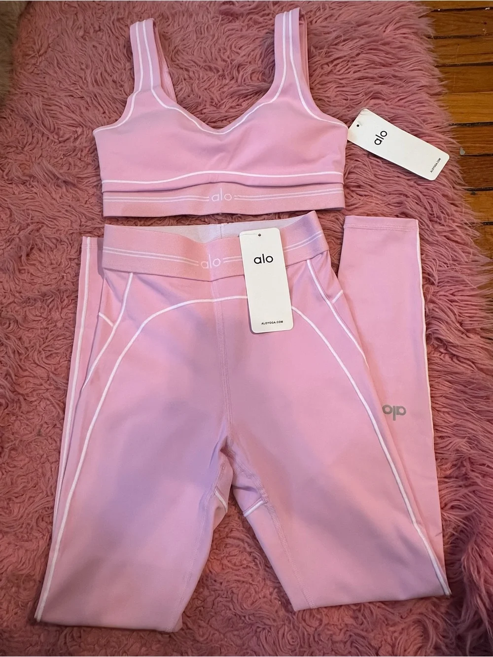 ALO pink heartthrob set